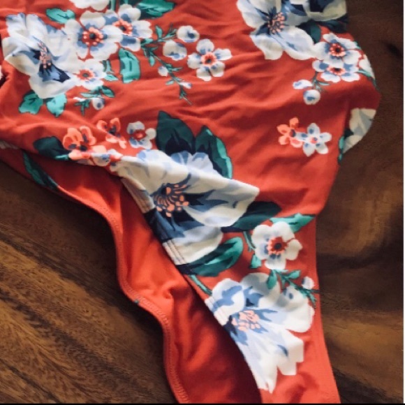 Aerie Red Floral One Piece Swimsuit - Picture 3 of 8